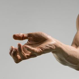Athletic male hands 4 — figure reference